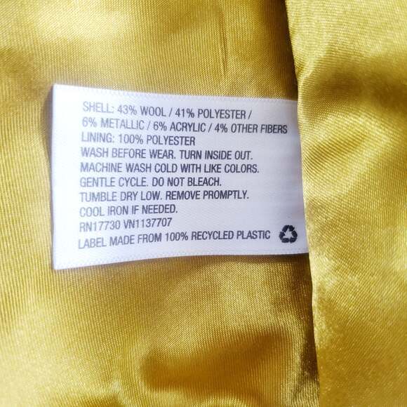 Osh Kosh Golden 12M poncho - Picture 5 of 5